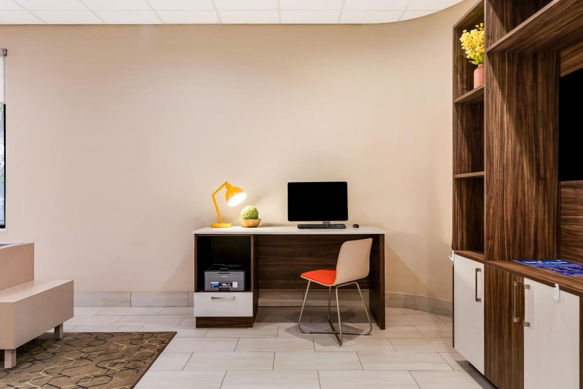 Holiday Inn - Brownsville By Ihg מראה חיצוני תמונה